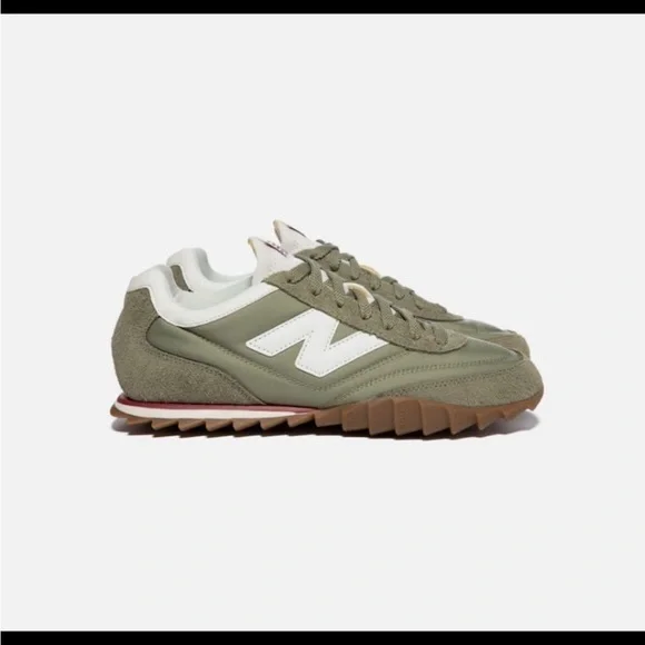 New Balance RC30 Olive Green Size 8.5 (URC30BB) NWT